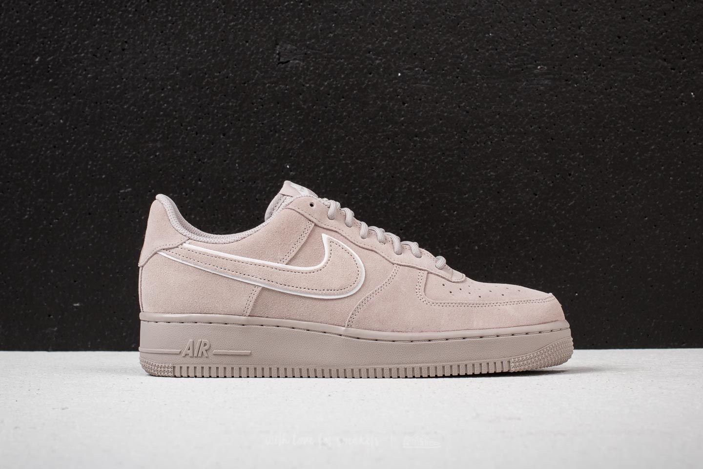 Af1 moon particle new arrivals