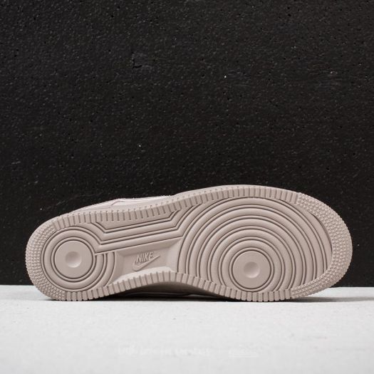 Nike air force 1 7 lv8 suede moon particle 2025