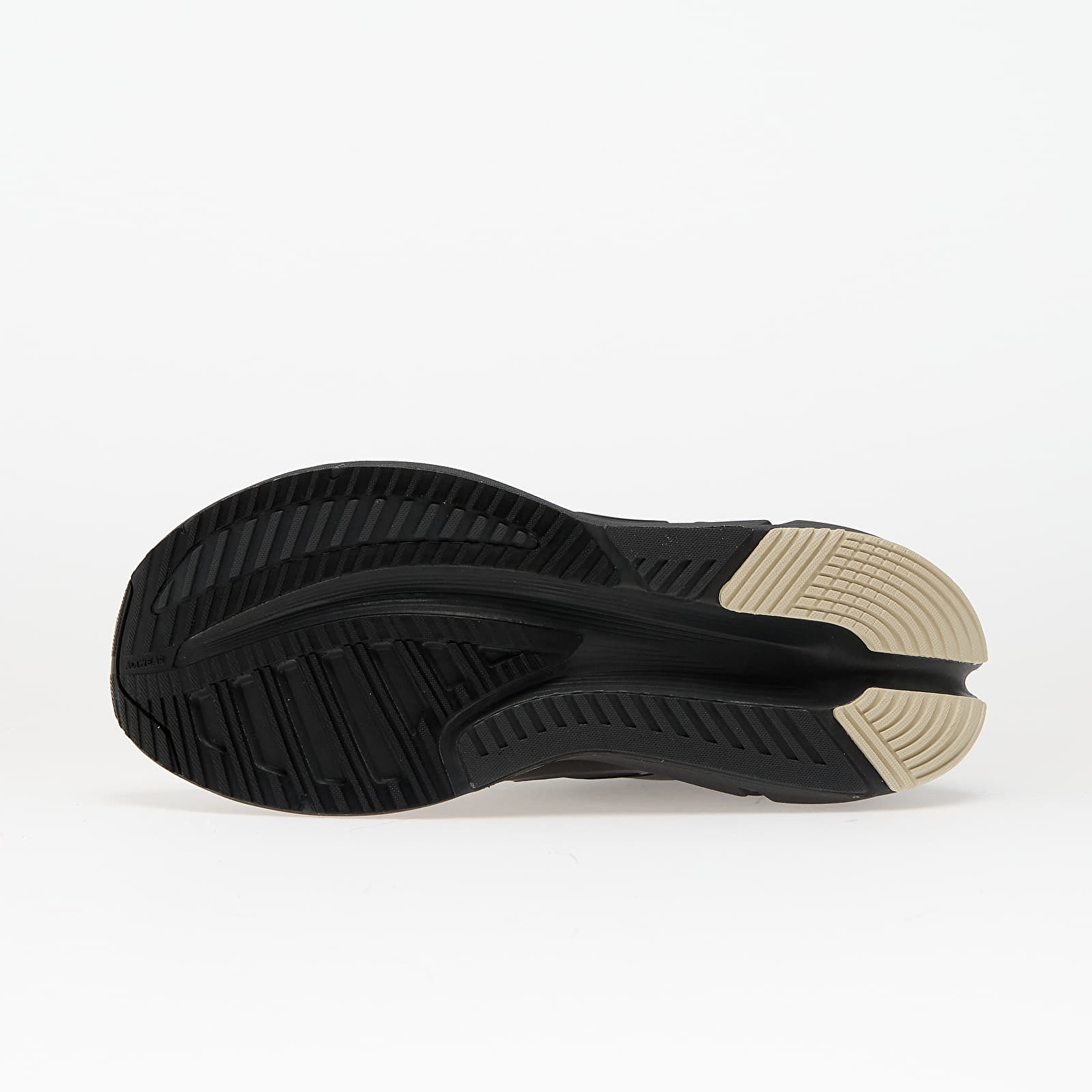 Moteriška avalynė adidas x Stella McCartney Adistar Core Black/ Utility Black/ Almond Milk