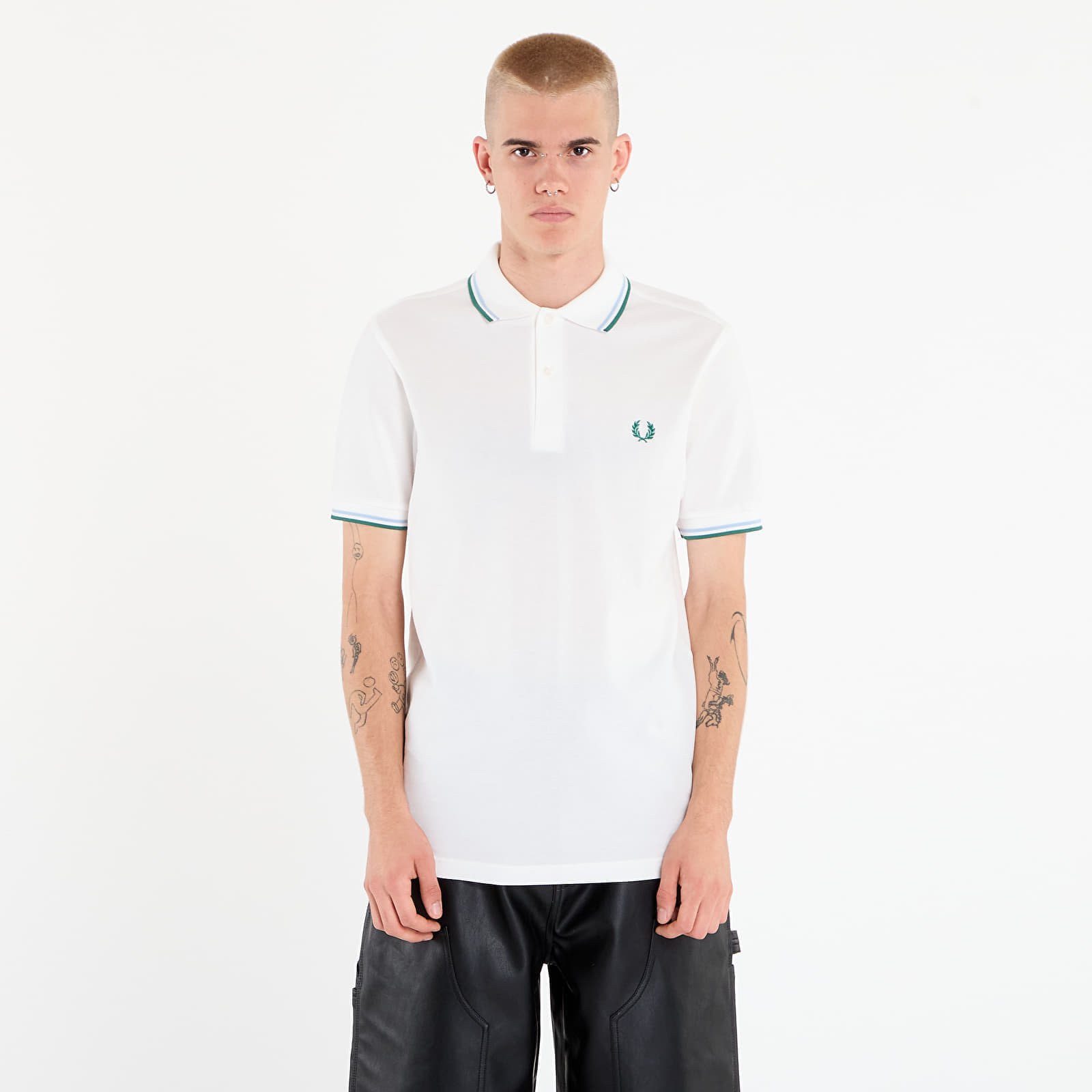 Μπλουζάκι FRED PERRY Twin Tipped Fred Perry Shirt UNISEX Swhit/ Trbl/ Sprgr M