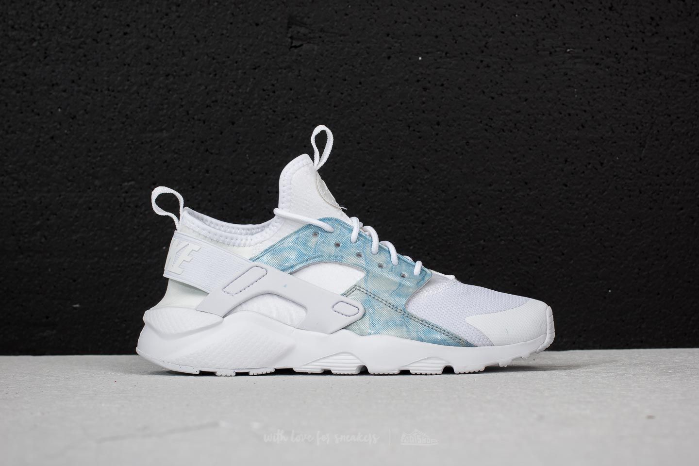 Women's shoes Nike Air Huarache Run Ultra (GS) White/ White-Royal Tint