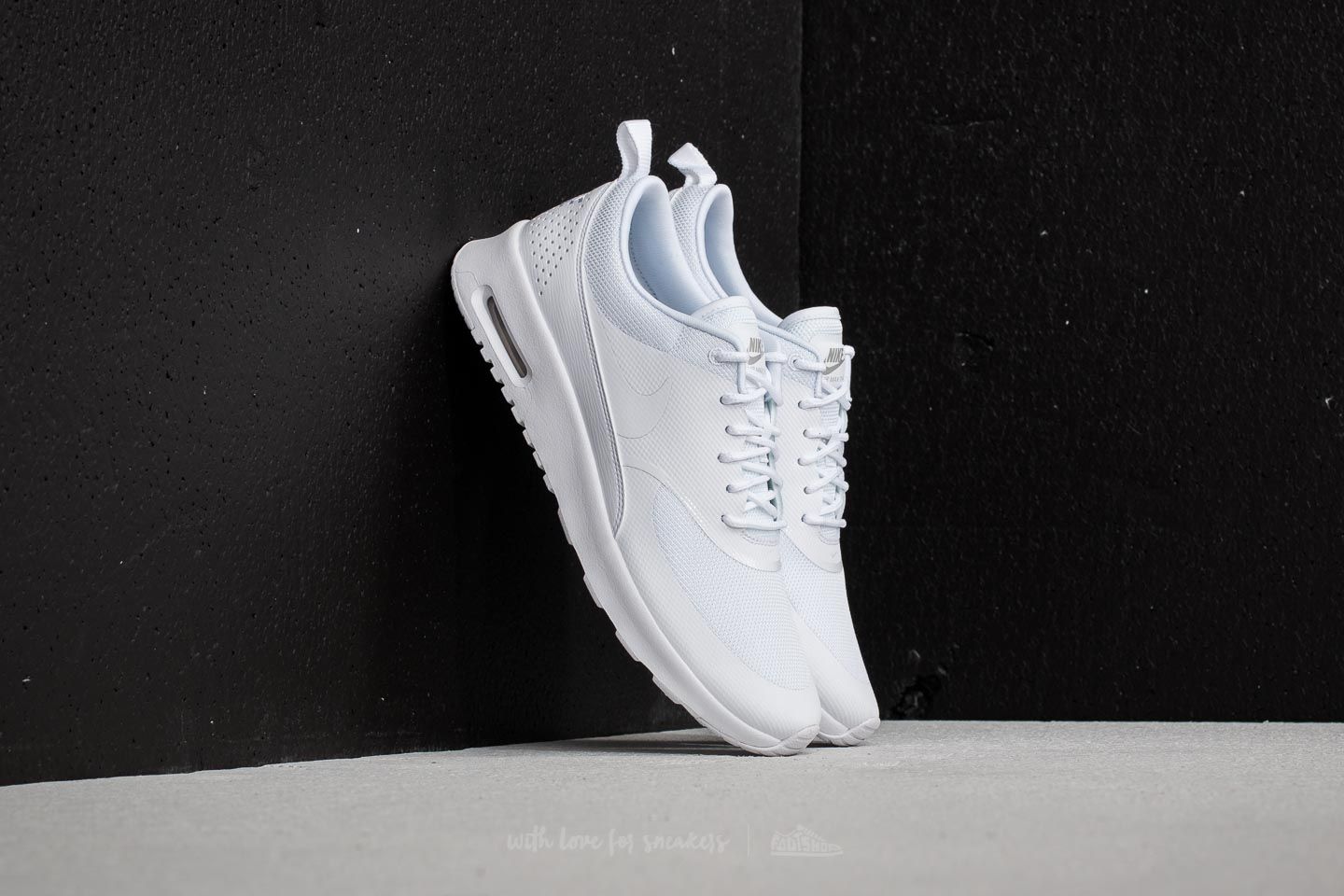 Dámske topánky a tenisky Nike Wmns Air Max Thea White/ White-Pure Platinum
