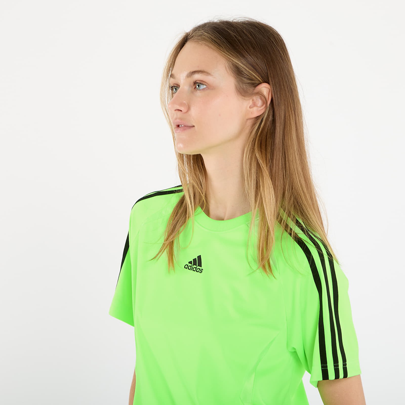 Ženske majice kratkih rukava adidas Adicolor Teamgeist Loose T-Shirt Signal Green/ Off White
