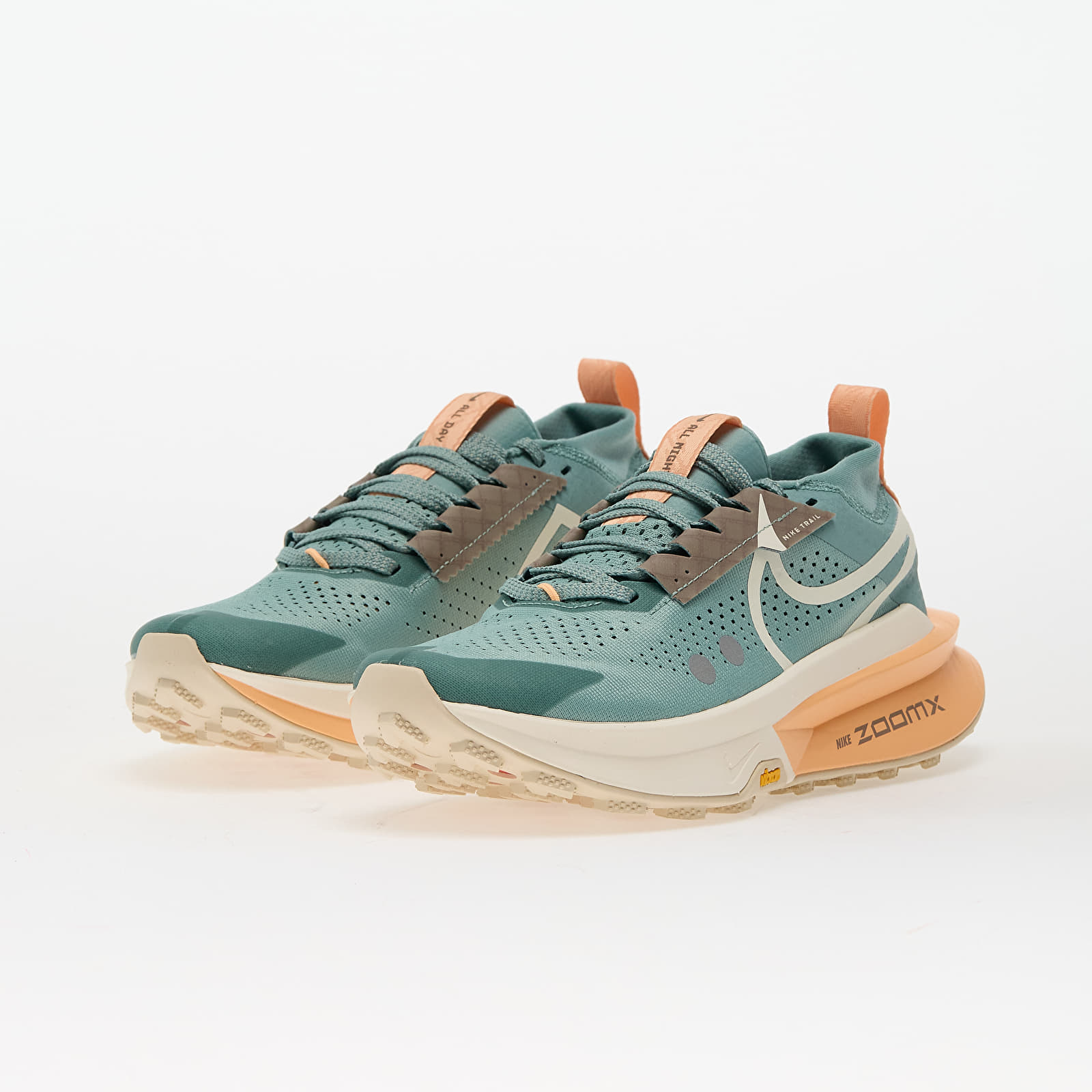 Moteriška avalynė Nike W Zoomx Zegama Trail 2 Cannon/ Soft Pearl-Orange Chalk-Mink Brown-Pearl White-Picante Red