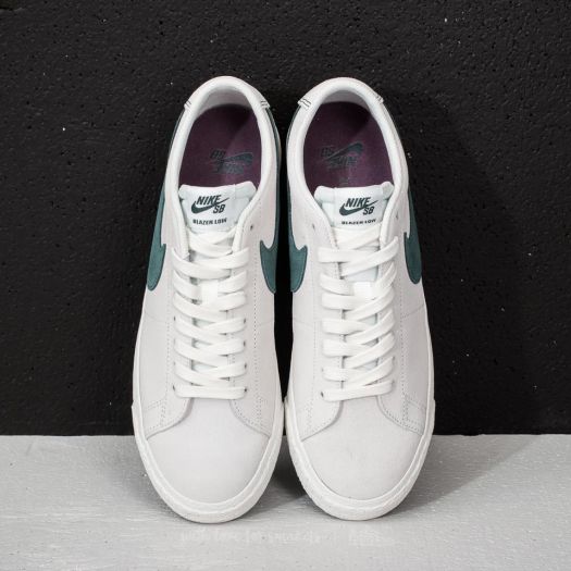 Nike sb zoom blazer low summit white deep jungle on sale