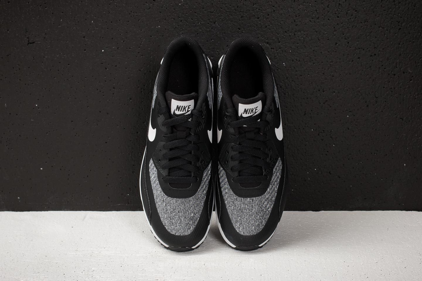 Zapatillas y zapatos para niños Nike Air Max 90 Ultra 2.0 SE (GS) Black/ Vast Grey