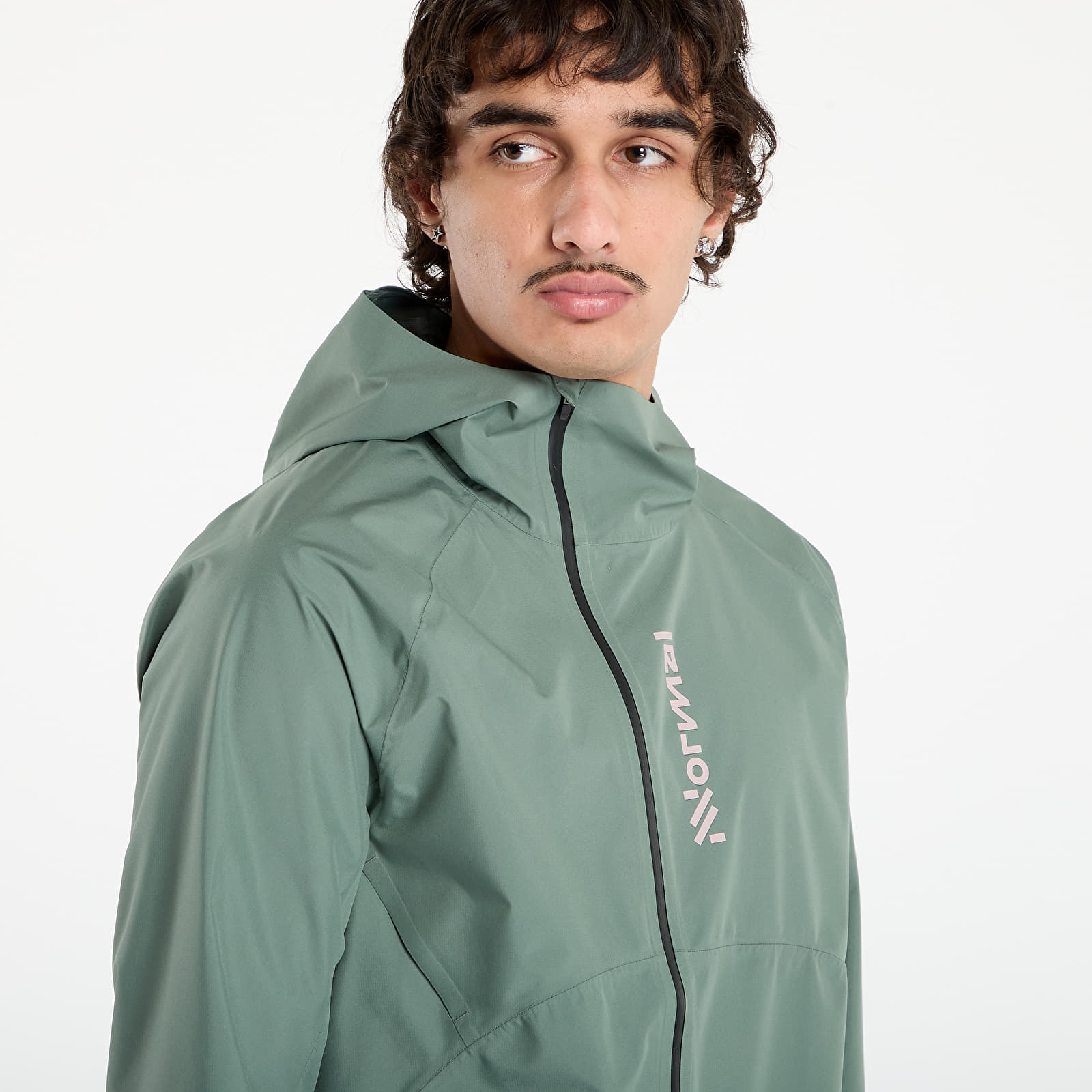 Trenerių striukės NNormal Trail Rain Jacket Green