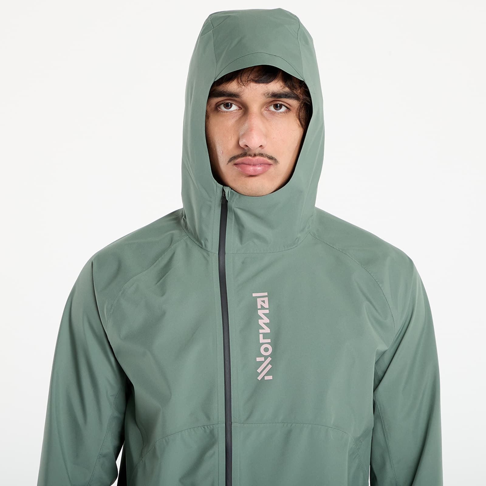 Trenerių striukės NNormal Trail Rain Jacket Green