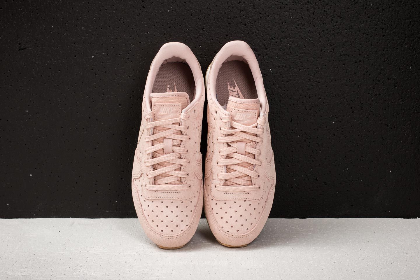 Damen Sneaker und Schuhe Nike W Internationalist Premium Particle Beige/ Particle Beige