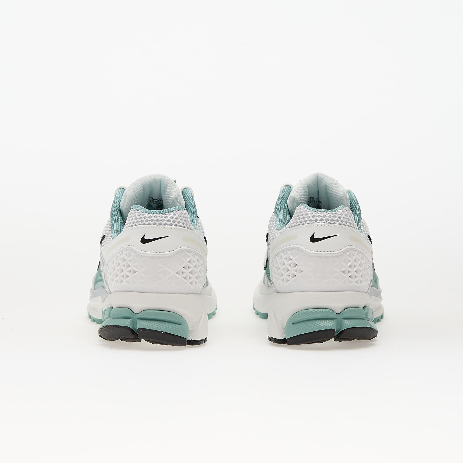 Ženske tenisice Nike W Zoom Vomero 5 Summit White/ Mtlc Silver-Wolf Grey-Pure Platinum-Cannon-Black