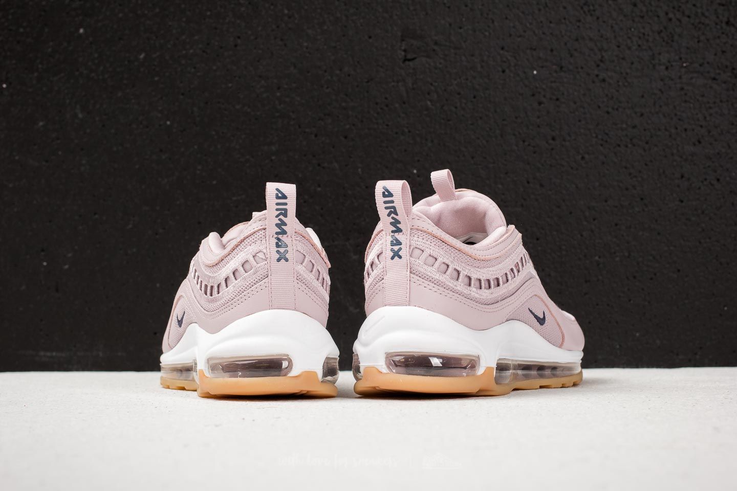 Particle rose air max 97 top