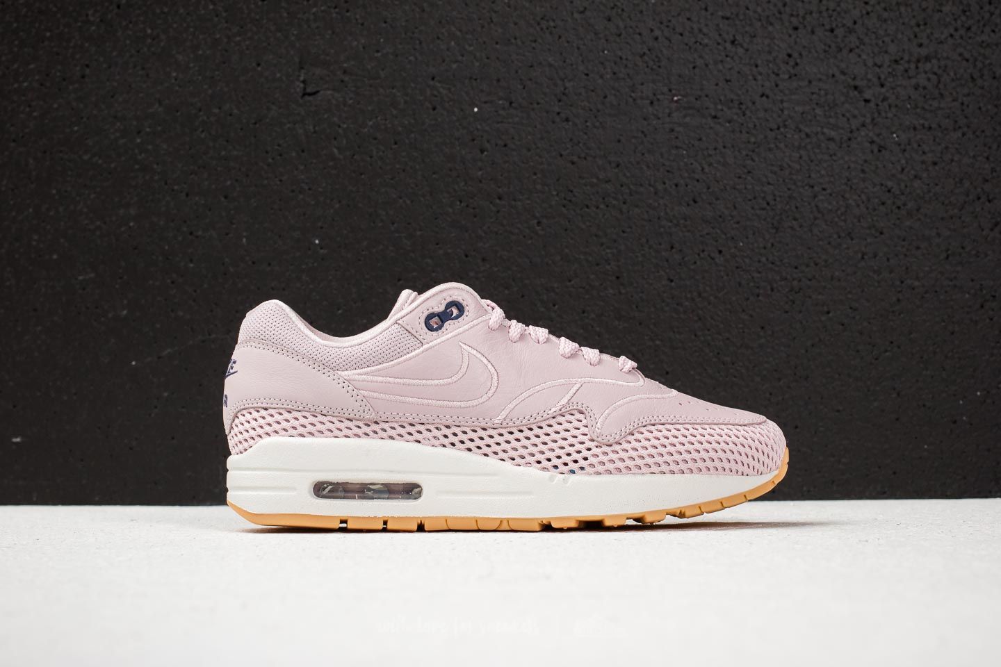 Nike wmns air new arrivals max 1 si