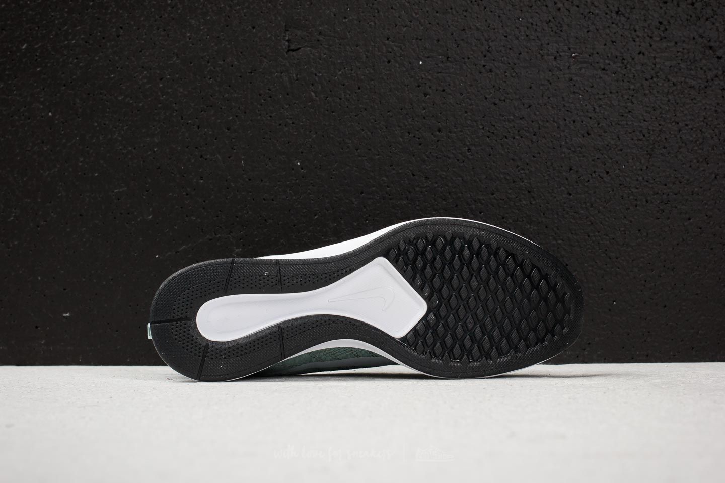 Zapatillas Hombre Nike Dualtone Racer Clay Green/ Light Pumice-White