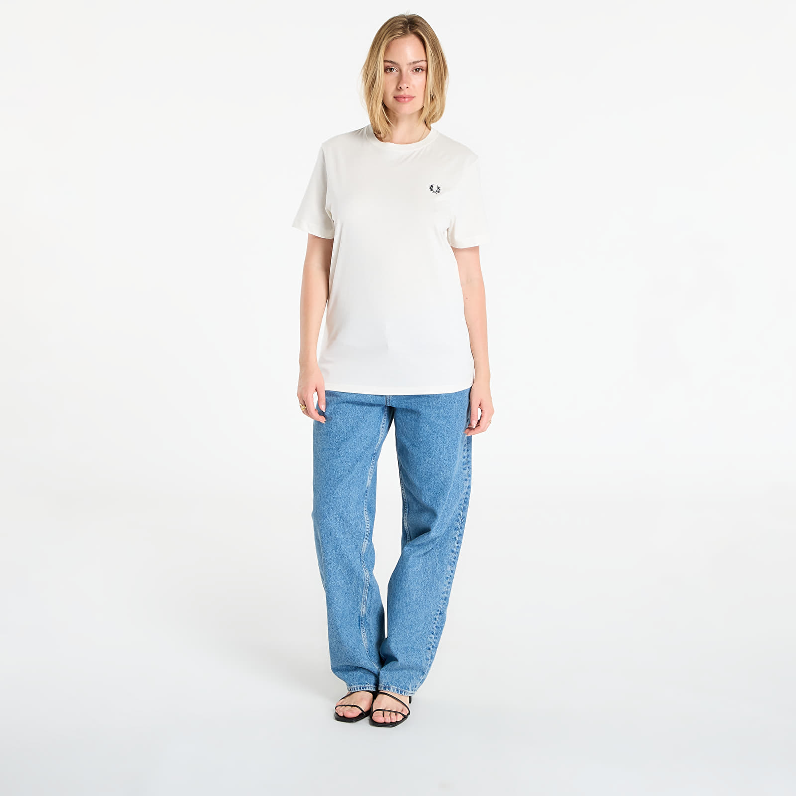 Μπλούζες FRED PERRY Crew Neck T-Shirt Snow White