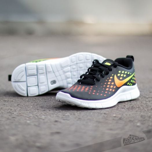 Damen Sneaker und Schuhe Nike Free Express GS Black Total Orange Footshop