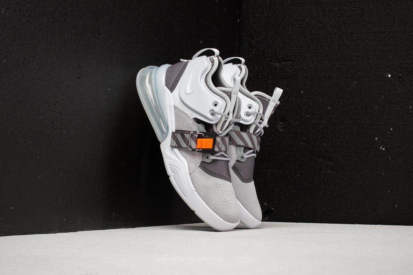 Nike air force discount 270 wolf grey/dark grey