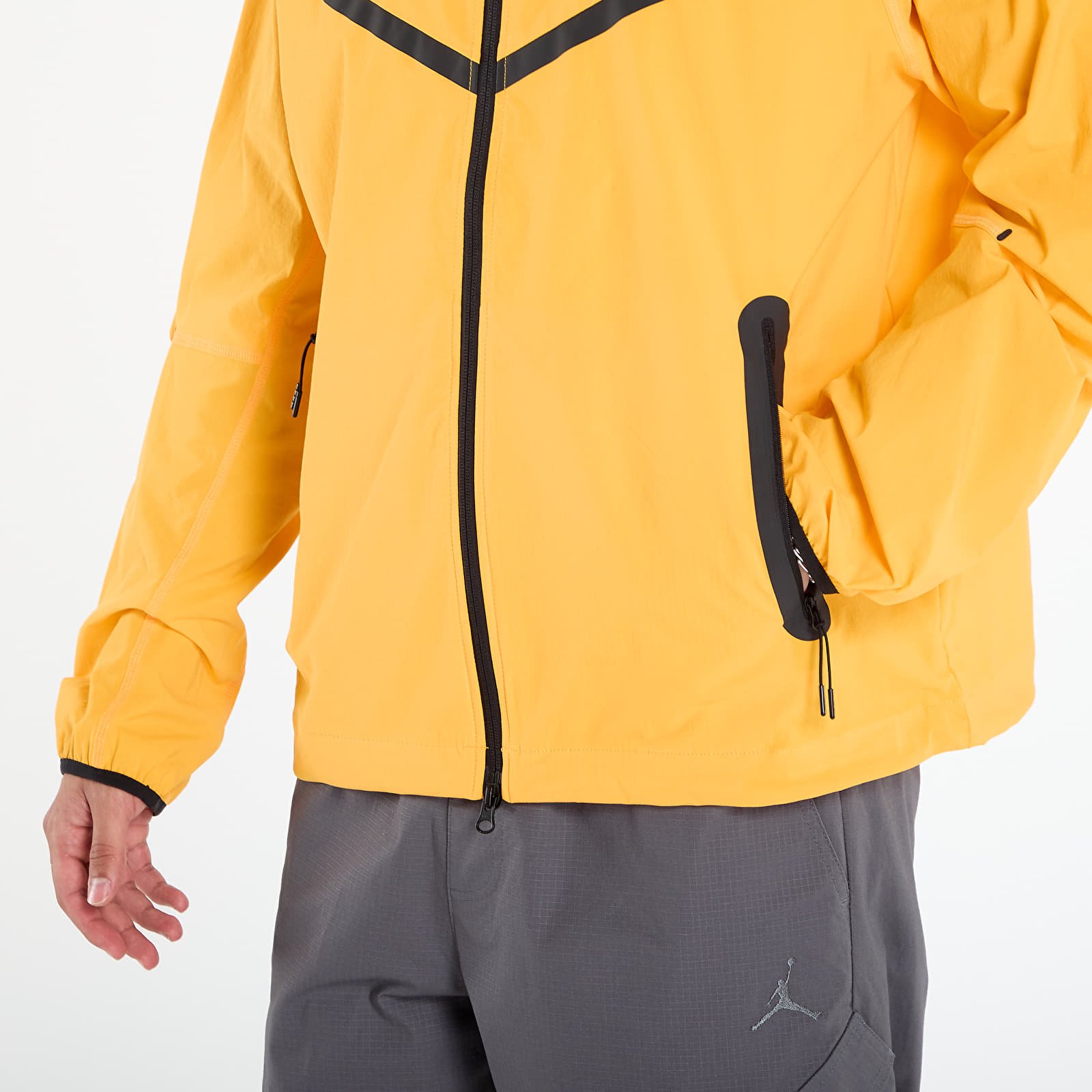 Muške jakne Nike Tech Men's Woven Full-Zip Windrunner Jacket Sundial