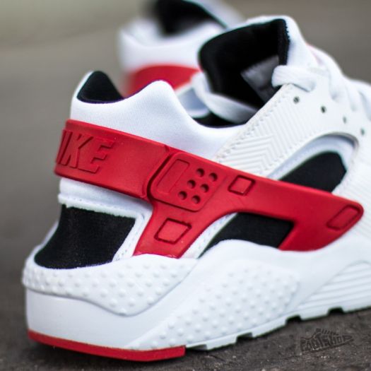 Women s shoes Nike Air Huarache Run GS White Gym Red Bright Crimson Footshop