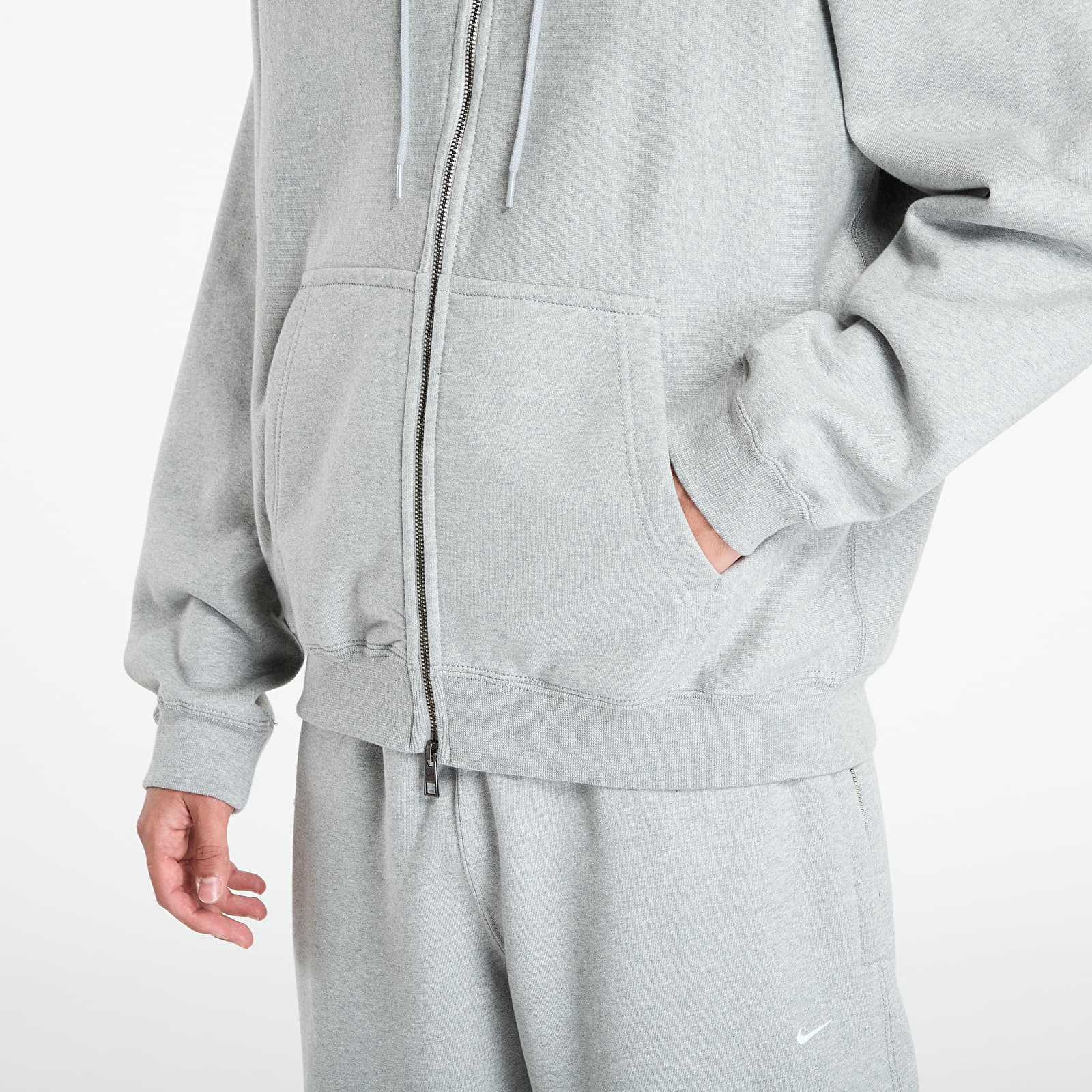 Muške dukserice Nike Solo Swoosh Men's Full-Zip Fleece Hoodie Dk Grey Heather/ Lt Smoke Grey/ White