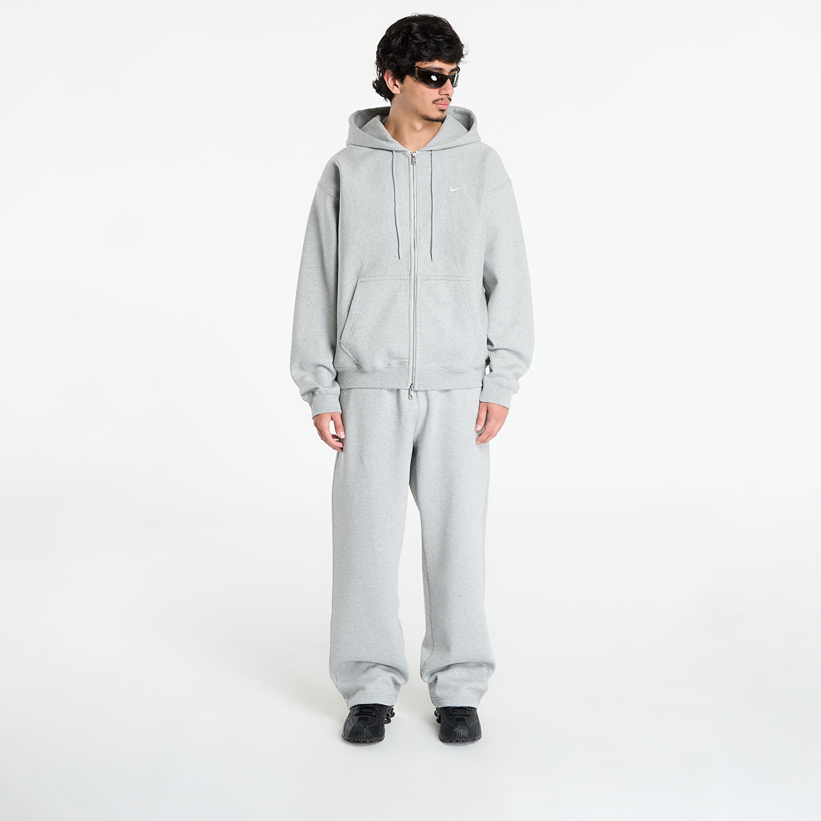 Muške dukserice Nike Solo Swoosh Men's Full-Zip Fleece Hoodie Dk Grey Heather/ Lt Smoke Grey/ White