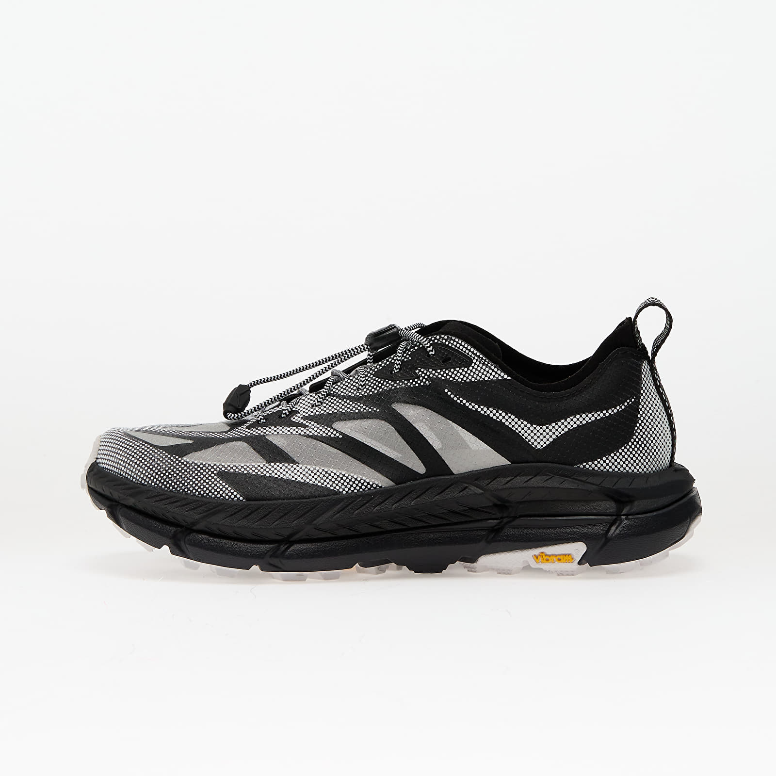 Skor för män Hoka® U Mafate Speed 4 Lite Ts Black/ White
