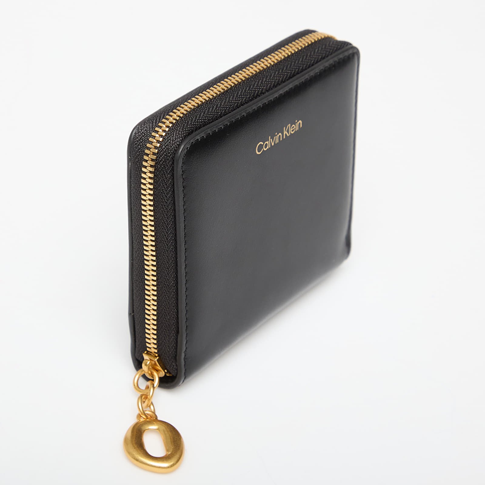 Plånböcker Calvin Klein Hardware Square Zip Around Black