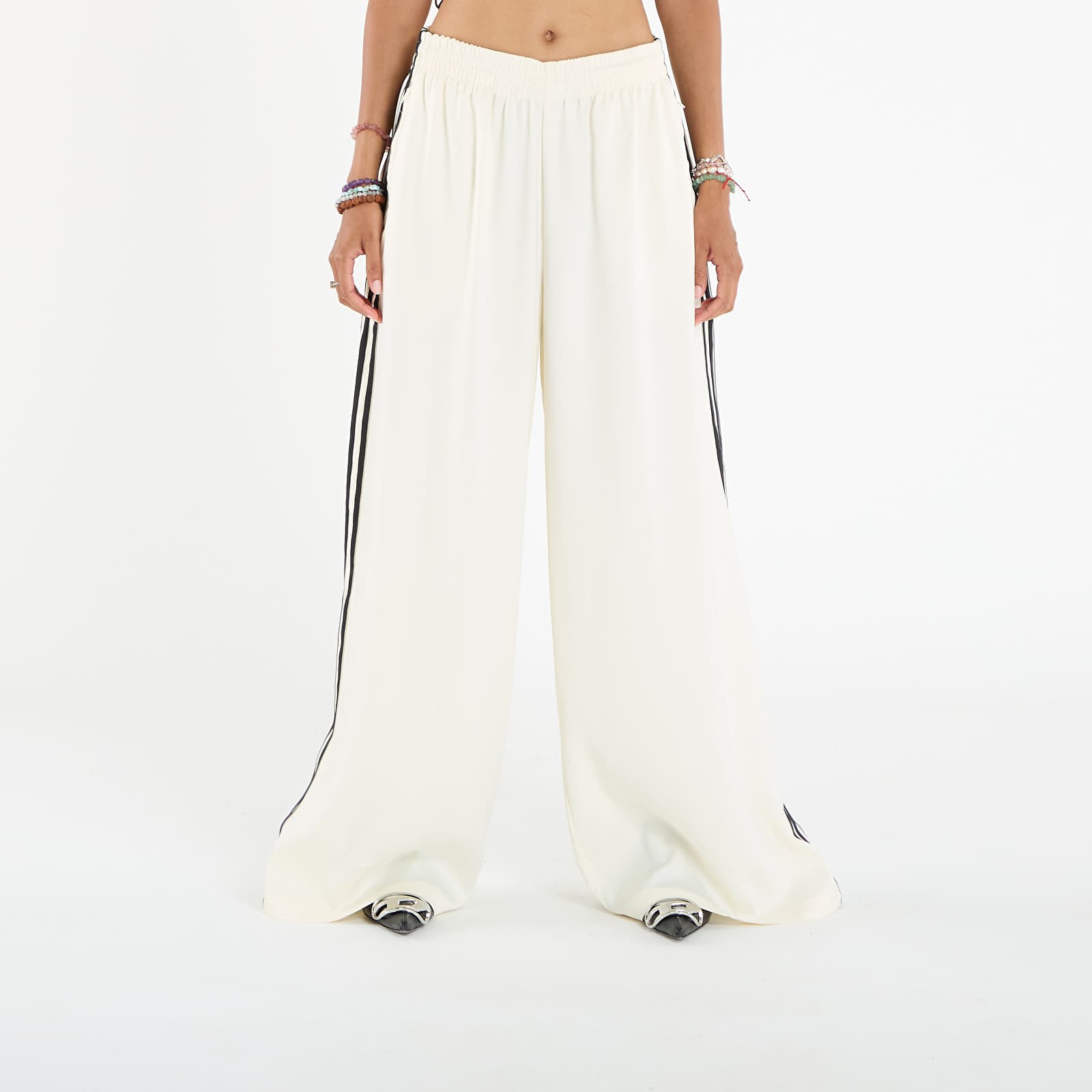 Byxor adidas Adicolor Satin Wide Leg Track Joggers Cream White/ Grey Three