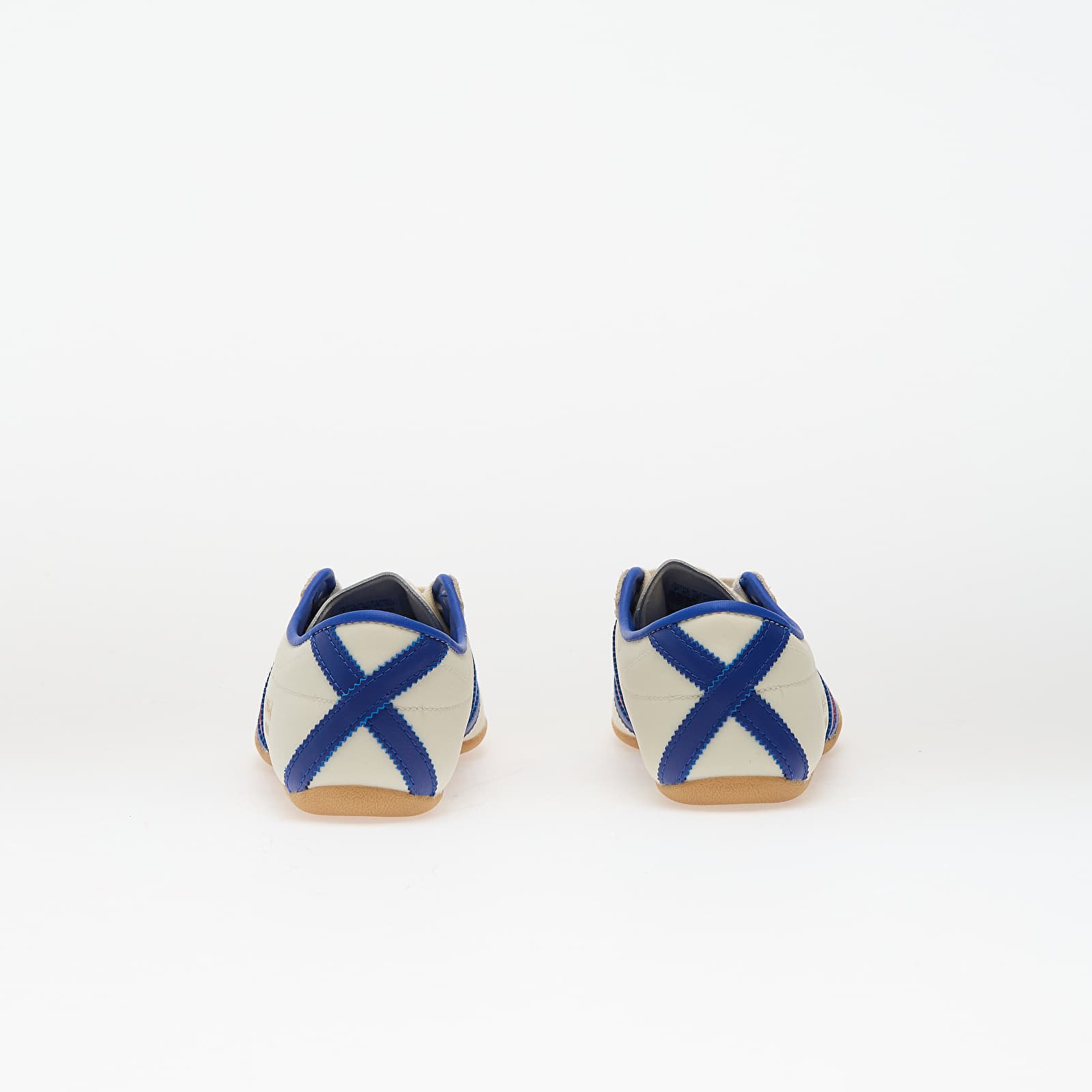 Skor för kvinnor adidas Tokyo W Crew White/ Royal Blue/ Gum