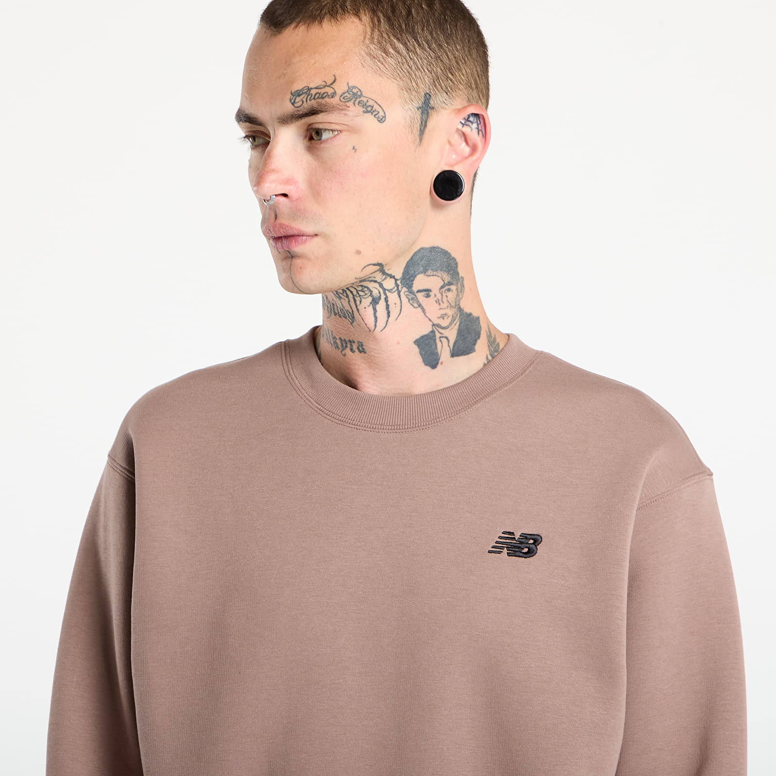 Hoodies och sweatshirts New Balance Linear Graphic Fleece Crew Earth Shadow