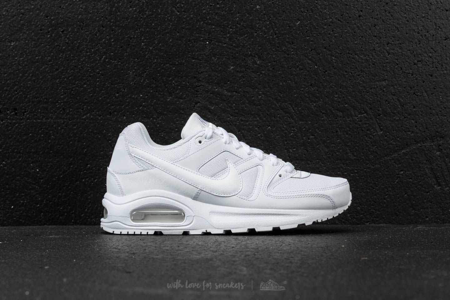 Nike air max clearance command flex white