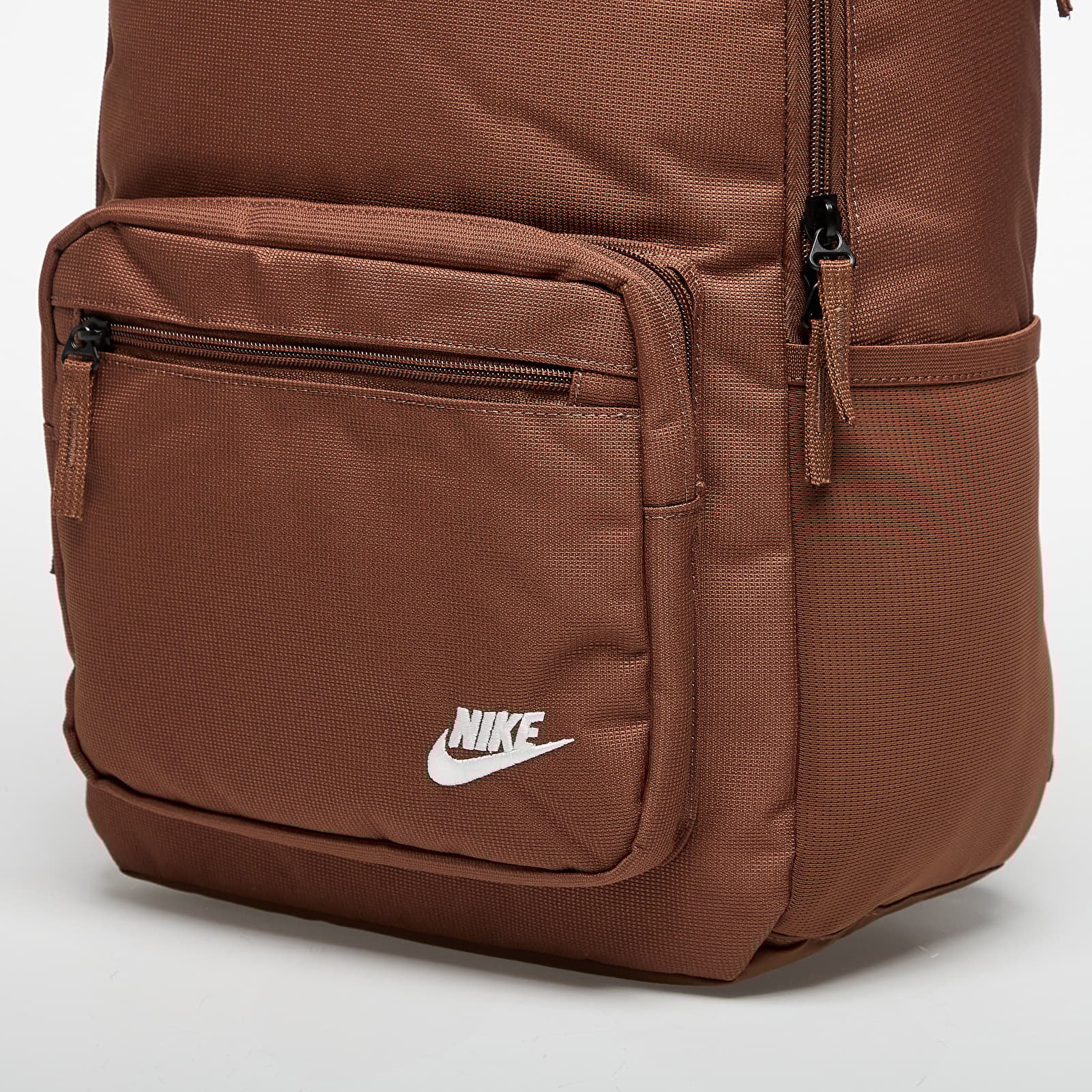 Ryggsäckar Nike Heritage Eugene Backpack (23L) Fauna Brown/ Fauna Brown/ Summit White