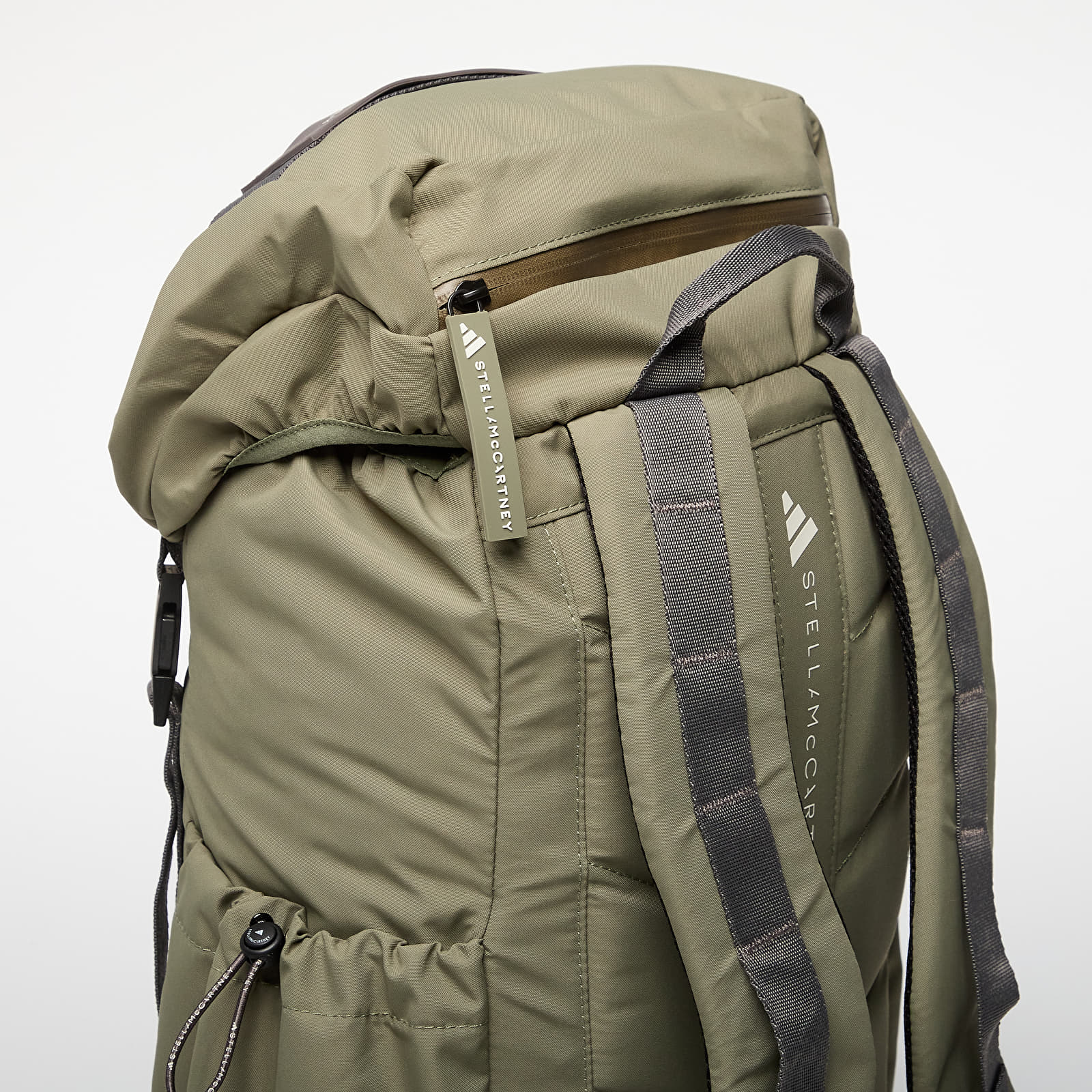 Ryggsäckar adidas By Stella McCartney Backpack Legacy Green/ Almond Milk-smc