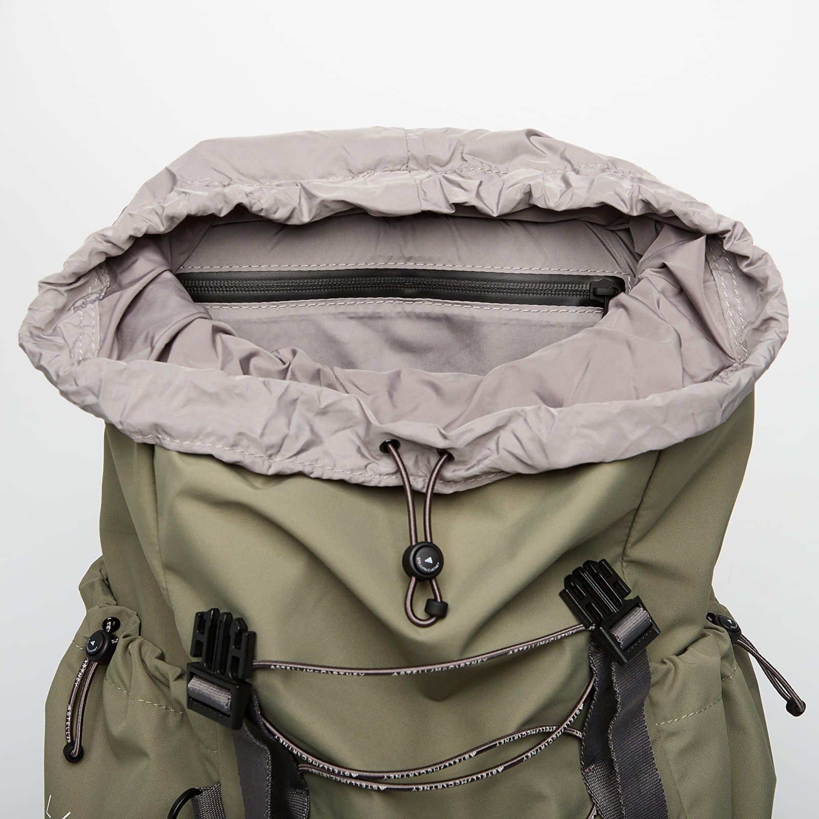 Ryggsäckar adidas By Stella McCartney Backpack Legacy Green/ Almond Milk-smc