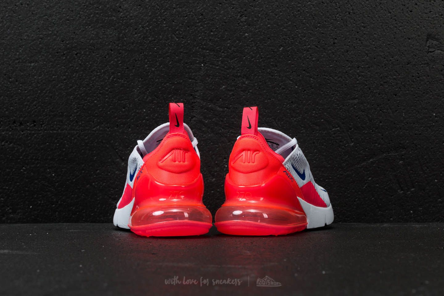 Nike air max 270 ultramarine hot sale solar red