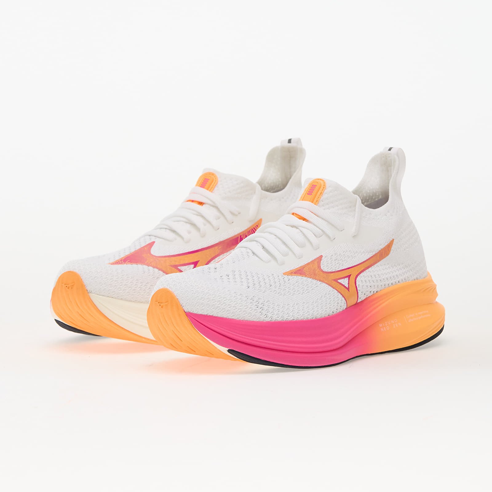 Skor för män Mizuno Neo Zen (U) White/ Tang Orange/ Pink Tetra