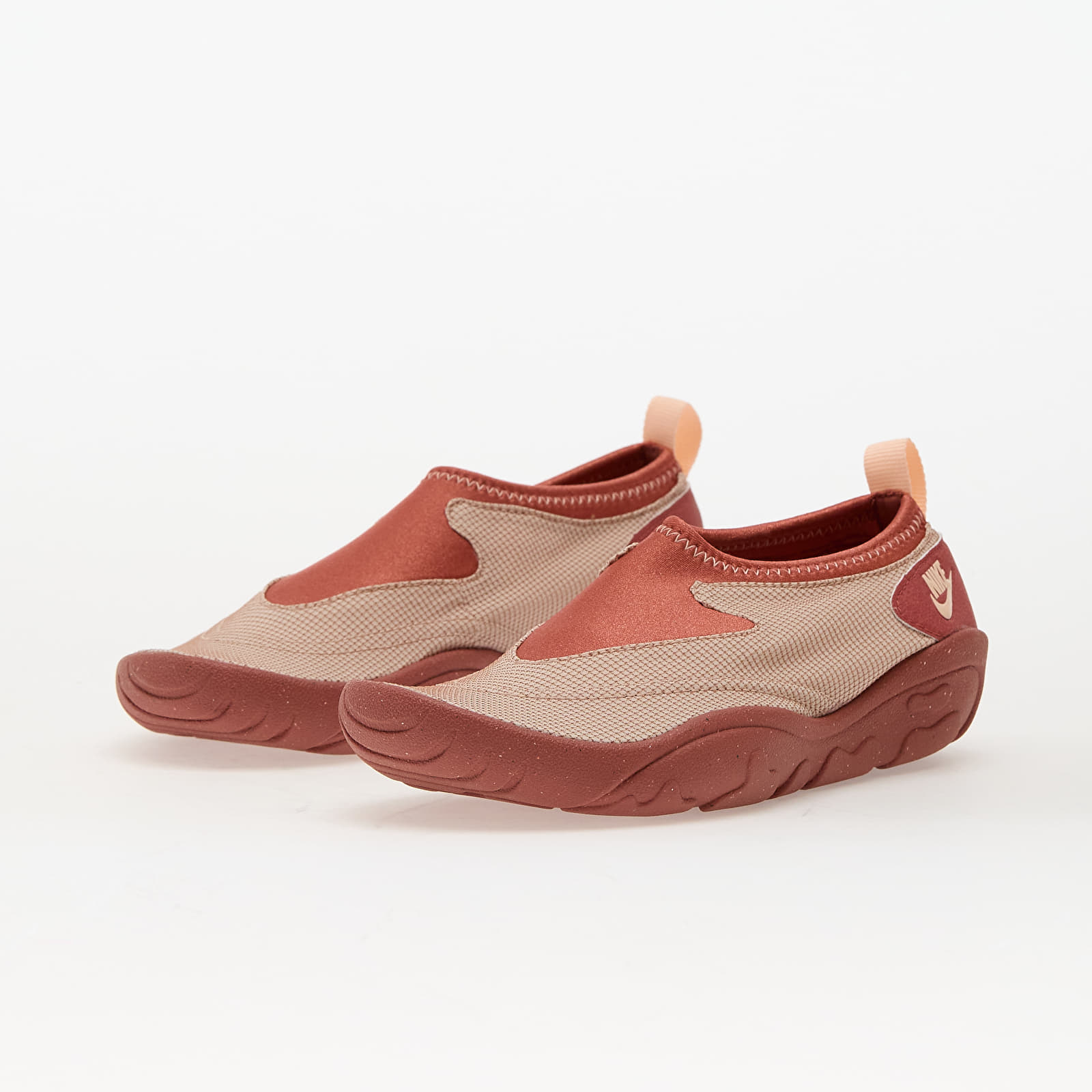 Skor för kvinnor Nike W Aqua Turf Particle Beige/ Washed Coral-Canyon Rust