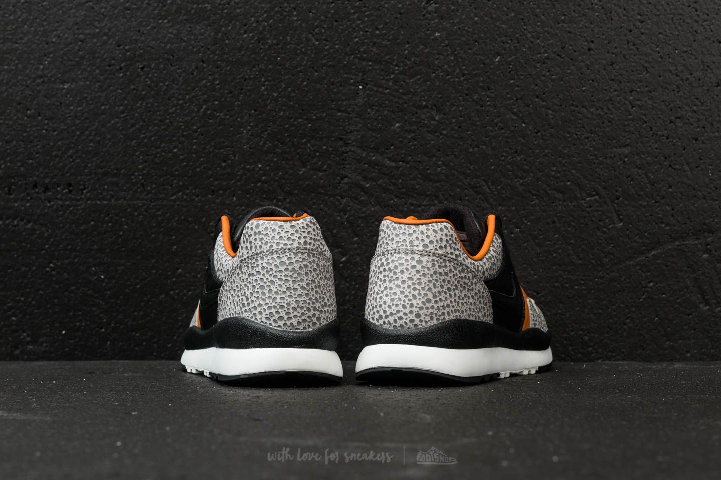 Herren Sneaker und Schuhe Nike Air Safari QS Black/ Black-Monarch