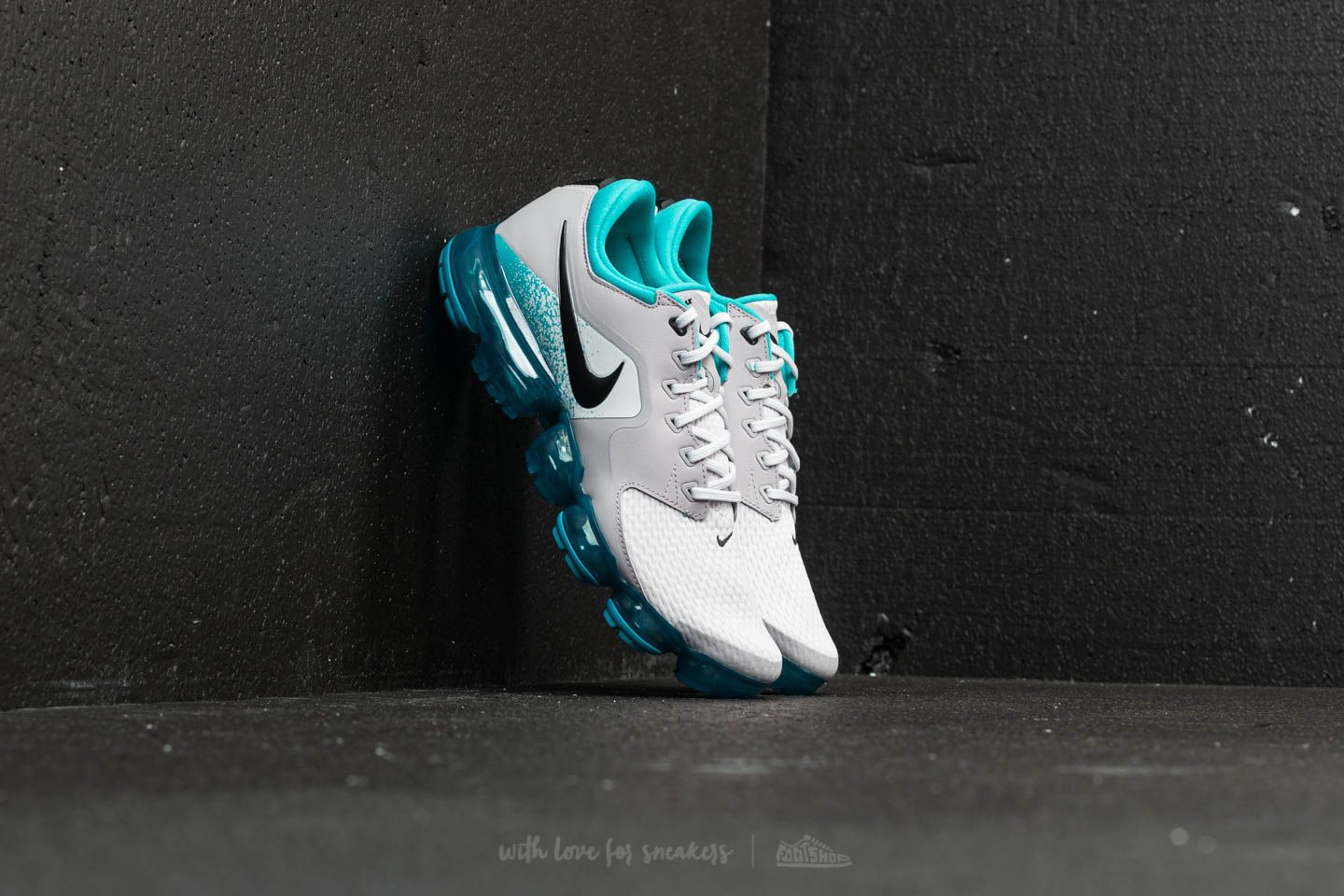 Férfi cipők Nike Air Vapormax Vast Grey/ Black-Dusty Cactus