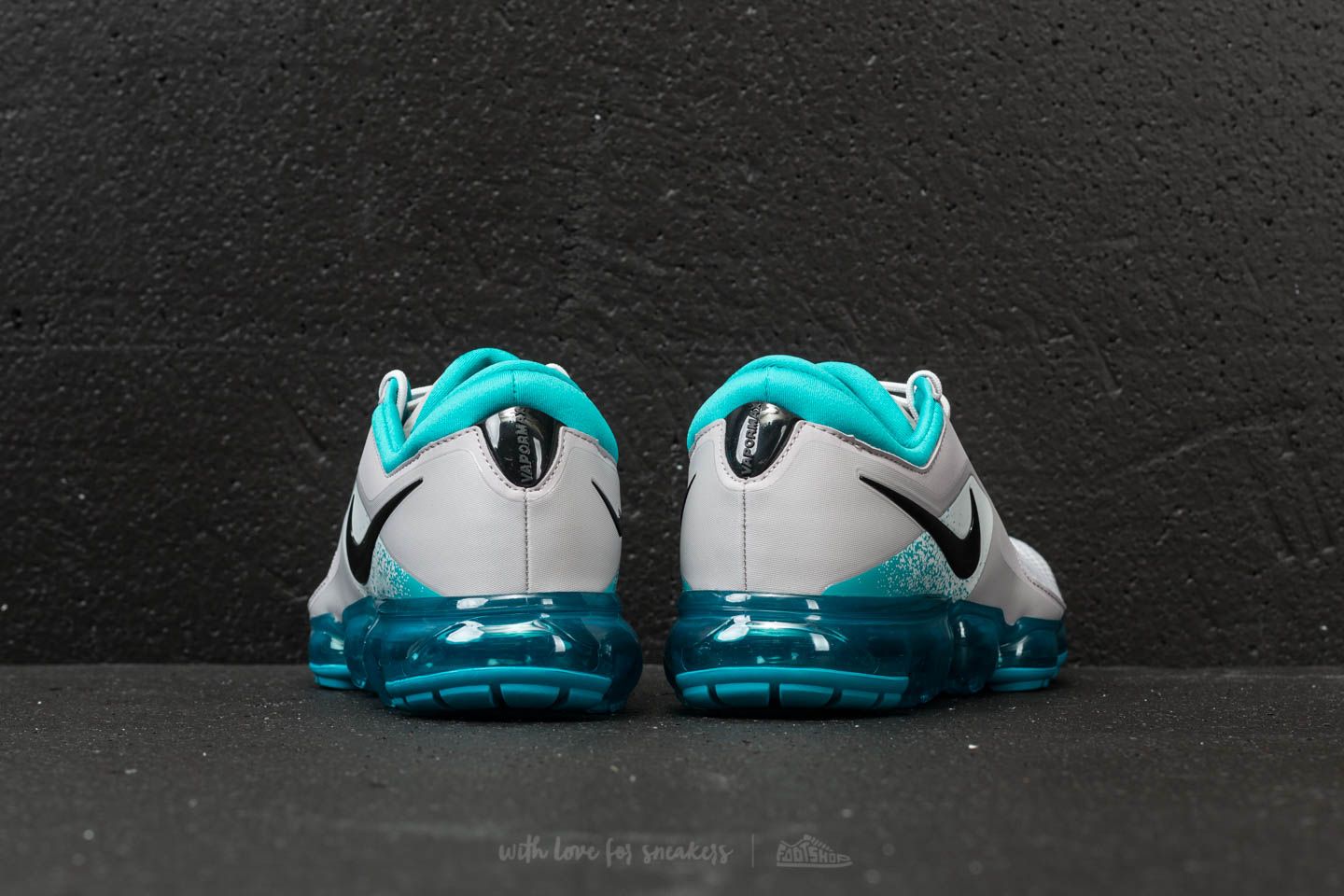 Férfi cipők Nike Air Vapormax Vast Grey/ Black-Dusty Cactus