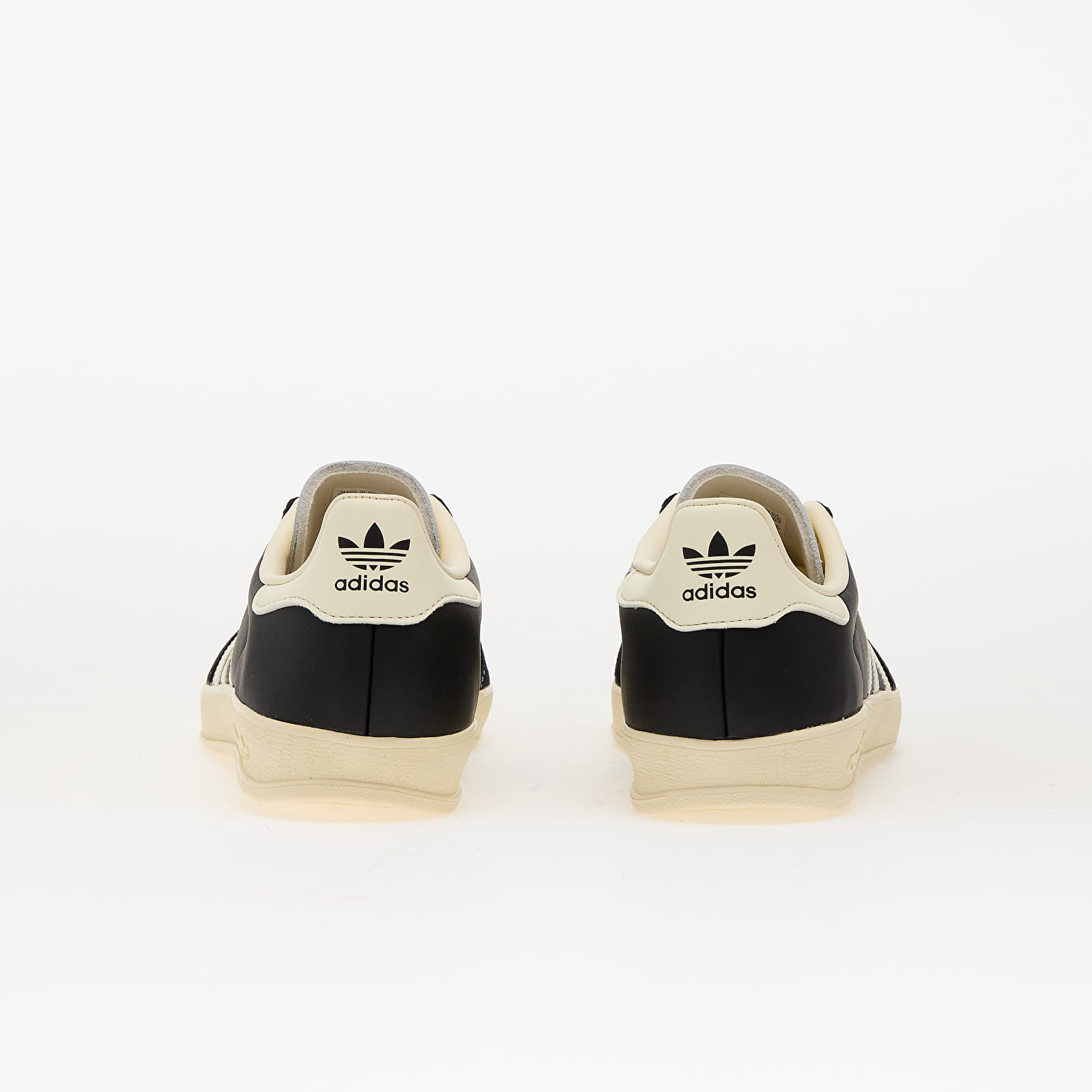Men's shoes adidas Gazelle Indoor Core Black/ Crew White/ Gold Metallic