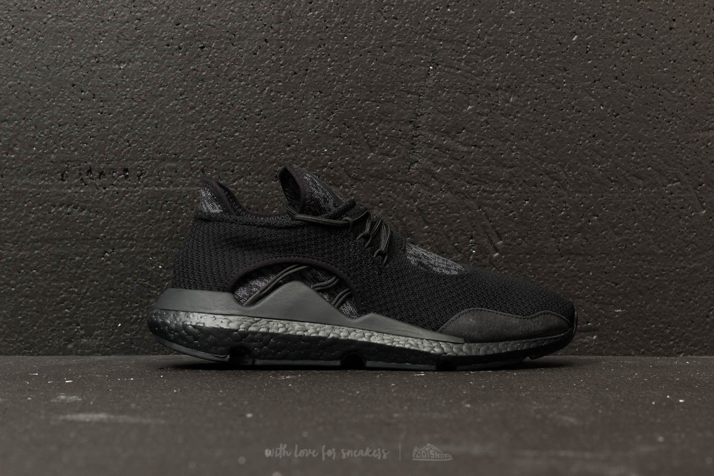 Pánské tenisky a boty Y-3 Saikou Core Black/ Core Black/ Core Black