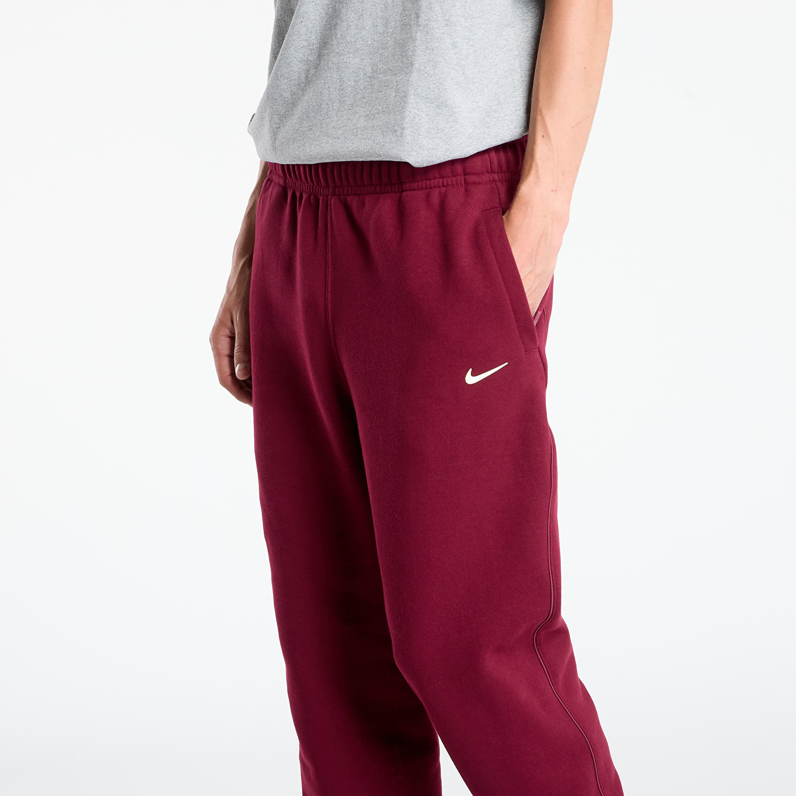 Jogger kelnės Nike x NOCTA Fleece CS Sweatpants Dark Beetroot/ Citron Tint