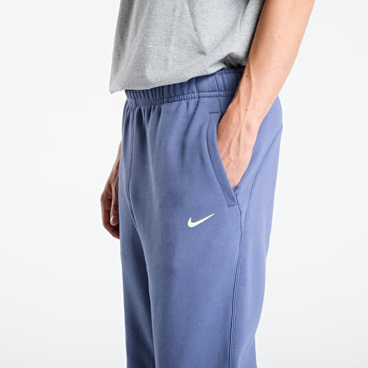 nike sweatpants dark blue