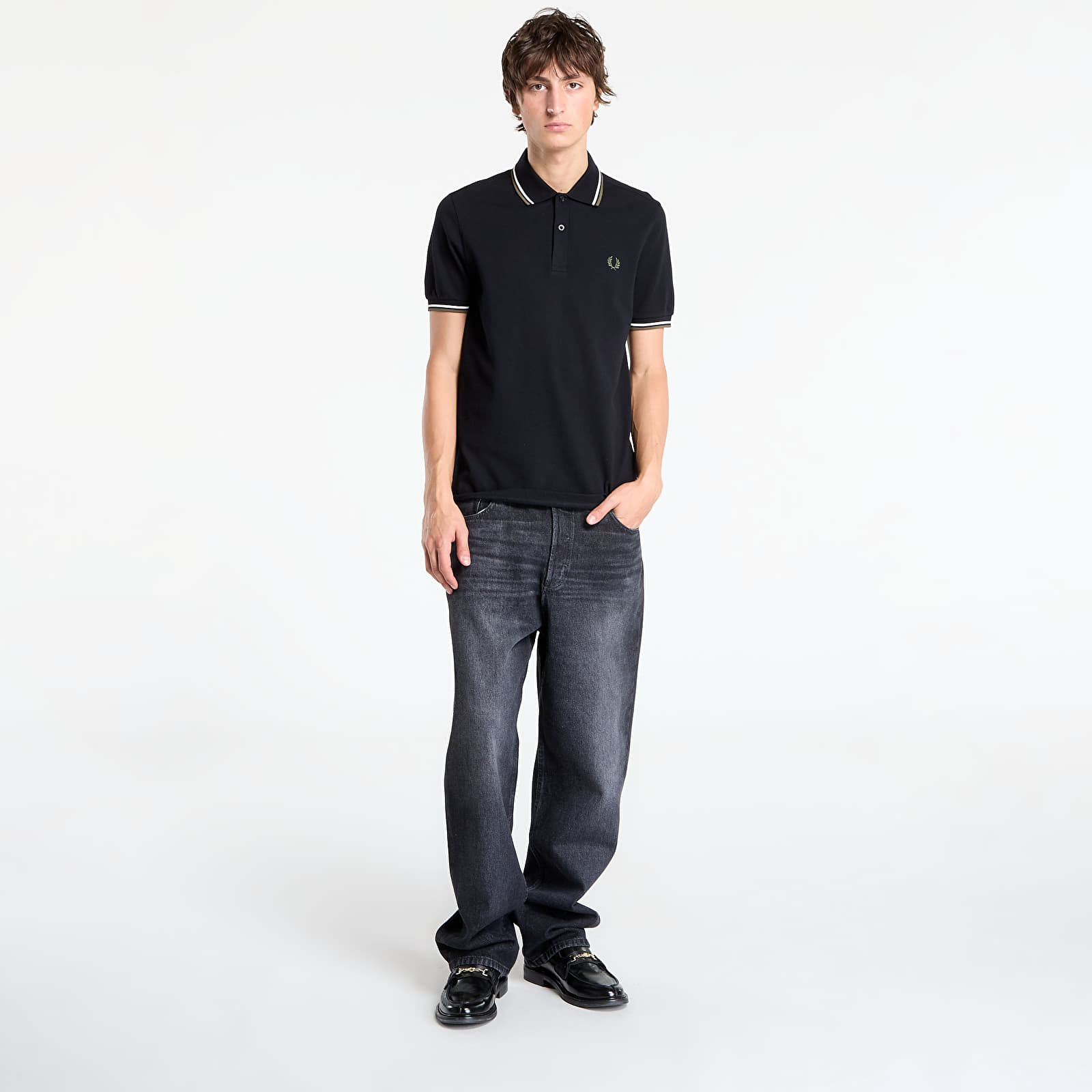Trička FRED PERRY Twin Tipped Fred Perry Shirt Blk/ Ecr/ Lrlwgren