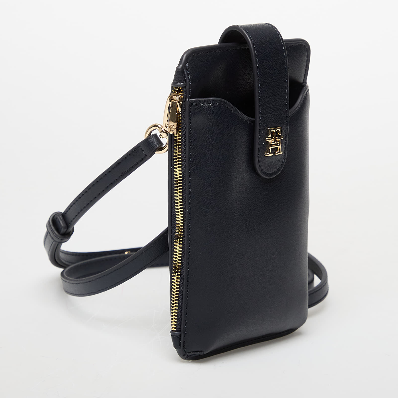 Мъжки портфейли Tommy Hilfiger Icon Phone Wallet Navy