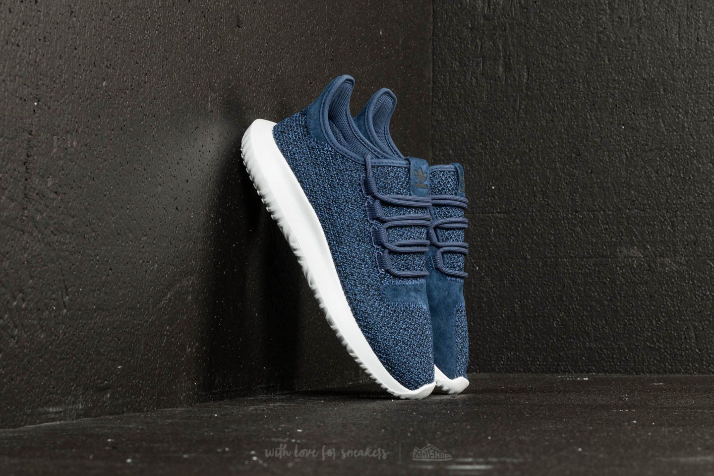 Adidas tubular blu deals