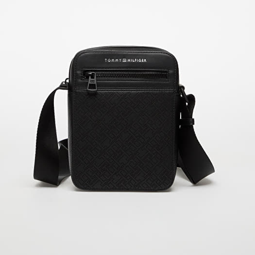 Veske Tommy Hilfiger Monogram Mini Reporter Black