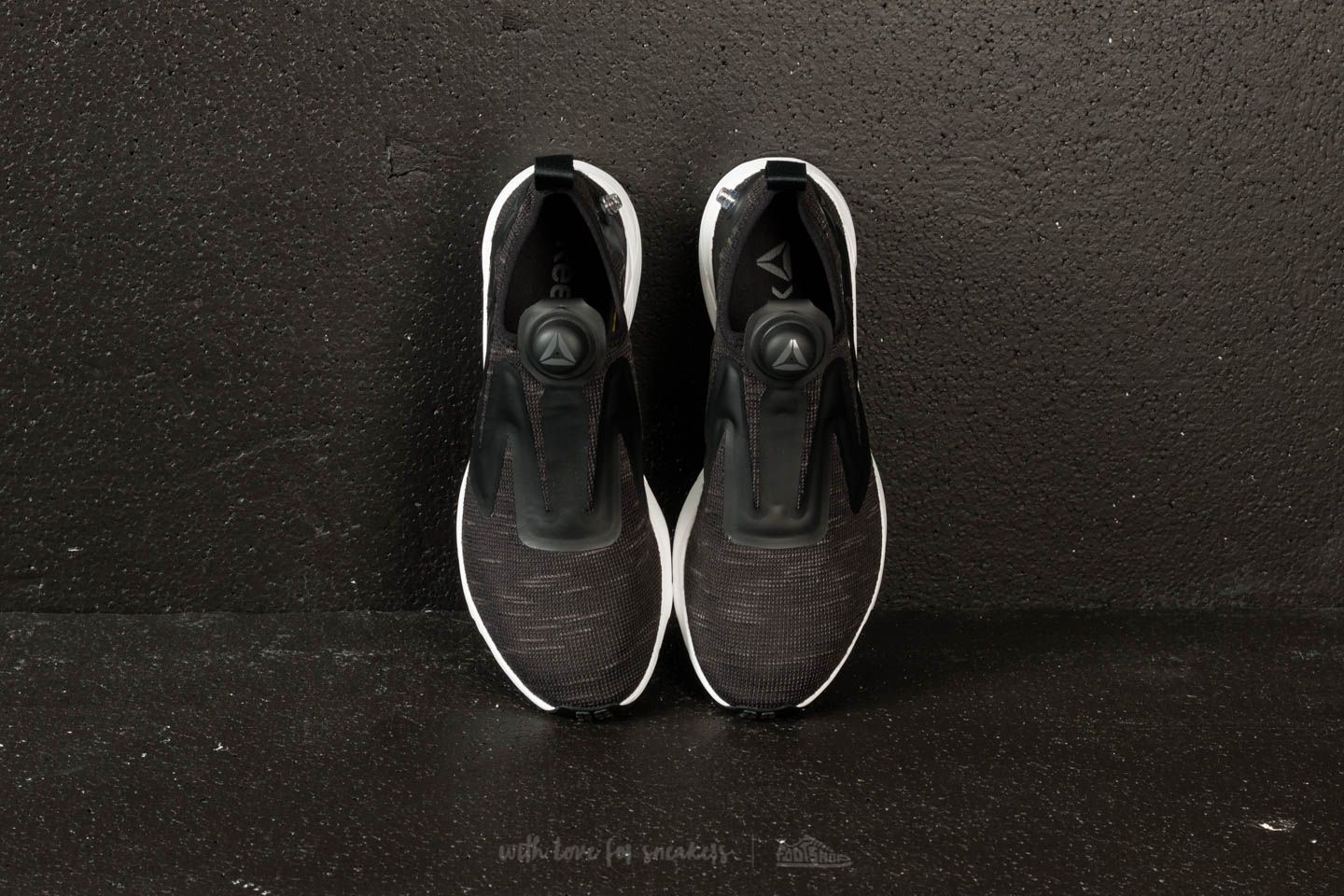 Zapatillas Hombre Reebok Pump Supreme Distressed Black/ White/ Ash Grey