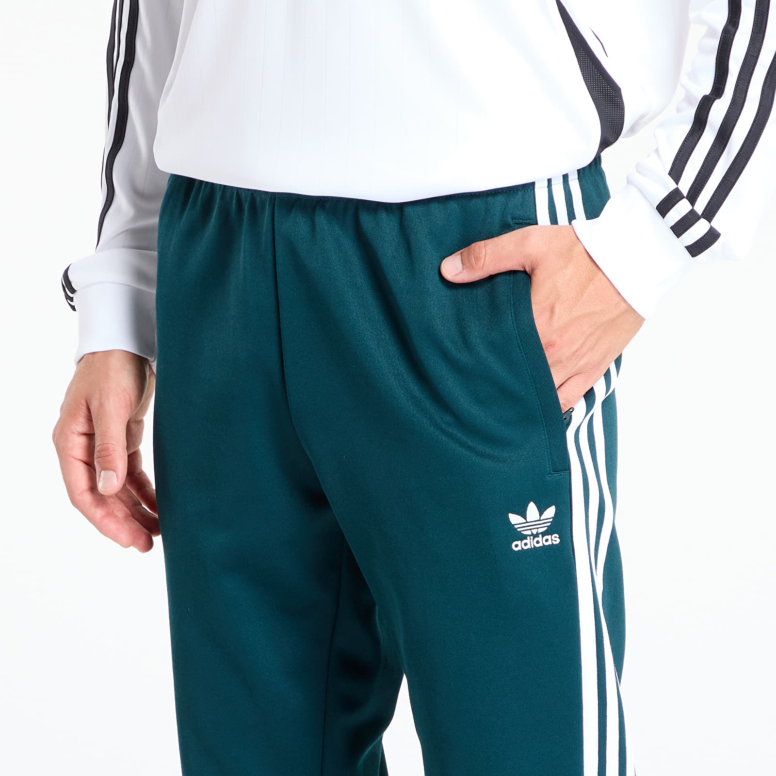 Vyriškos sportinės kelnės adidas Adicolor Classics SST Track Pants Aurora Ivy/ Black