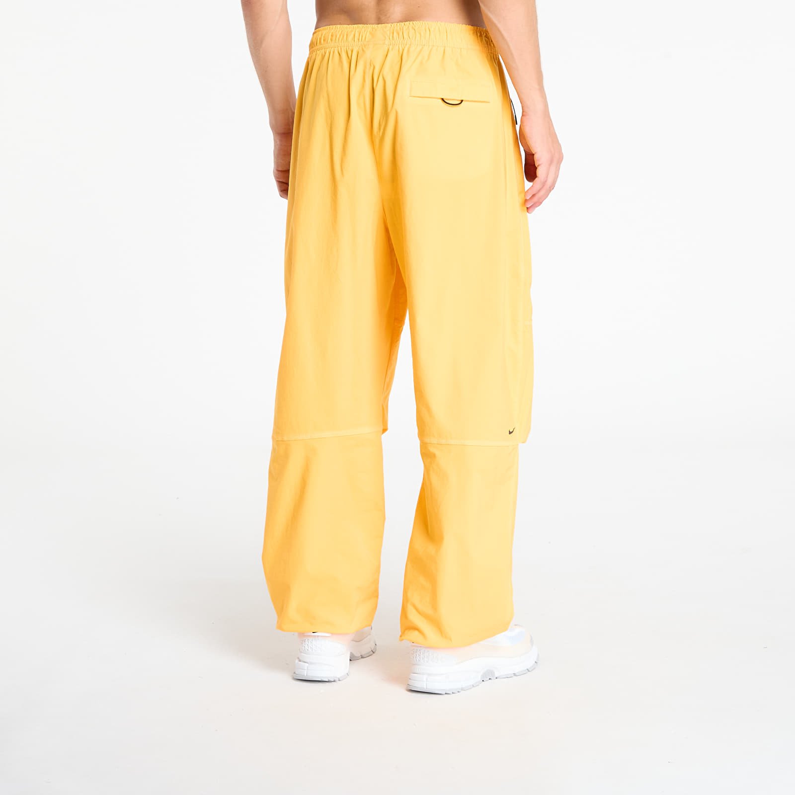 Men's trousers Nike Tech Men's Woven Pants Sundial